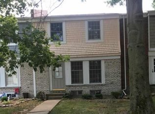 255 Jamestown Rd, Macomb, IL 61455