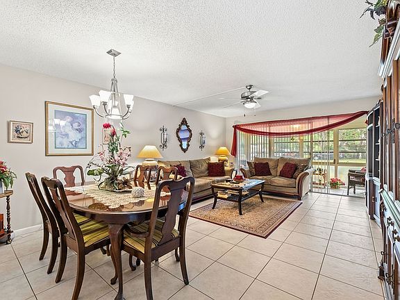 3rd image of 600 Royal Palm Blvd APT 7A