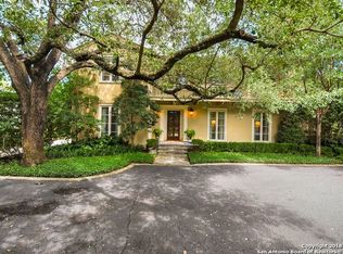 319 Ridgemont Ave, Terrell Hills, TX 78209