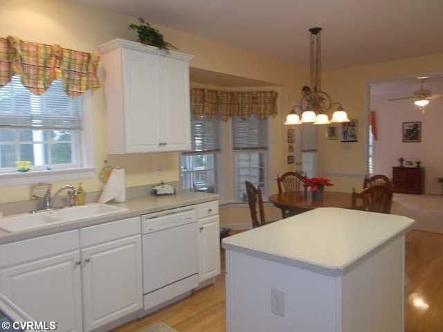 2nd image of 6044 Shady Oak Ct