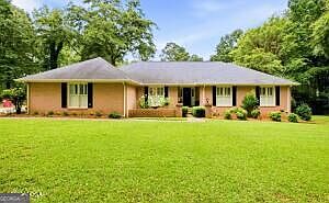 1st image of 595 Heritage Dr