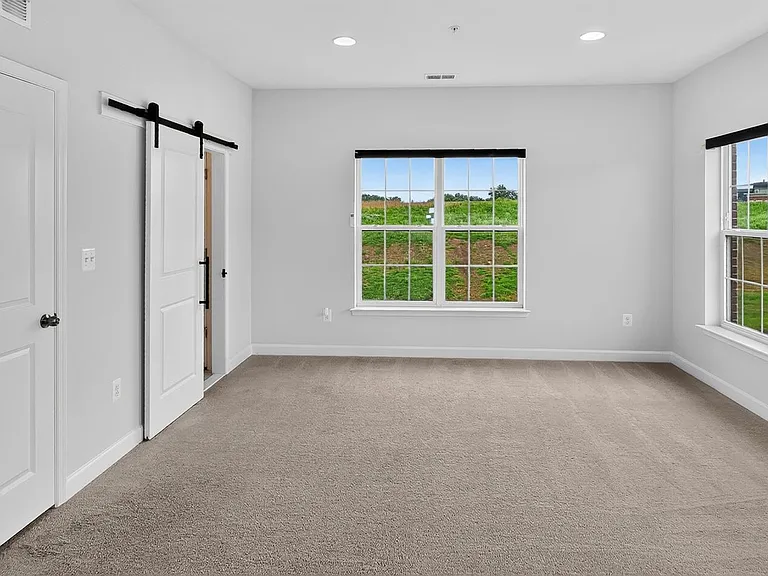 627 Leigh Way — Photo 34