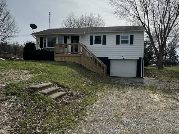 21667 Golden Dr, Meadville, PA 16335