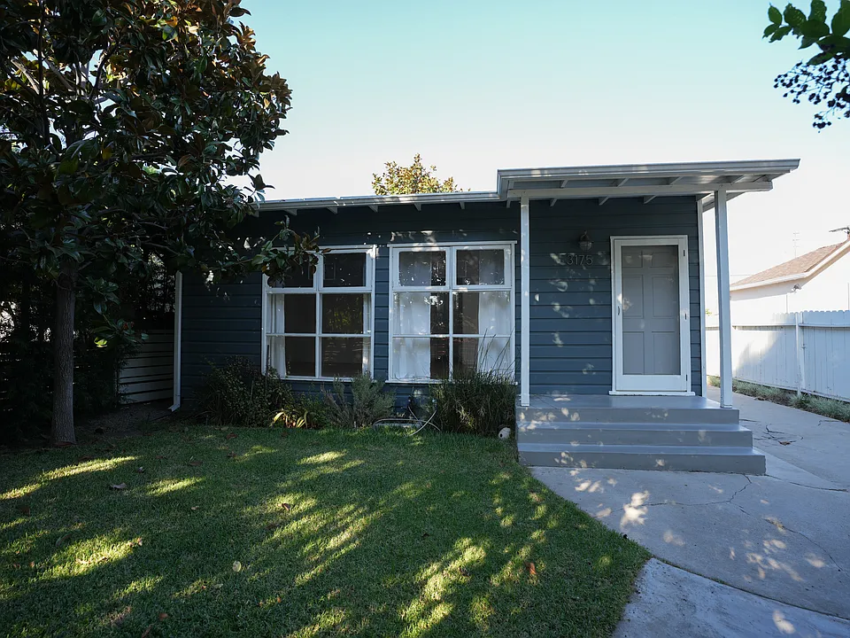 3175 La Clede Ave