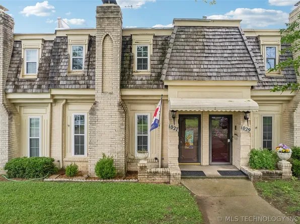 1027 E Thompson Ave, Sapulpa, OK 74066