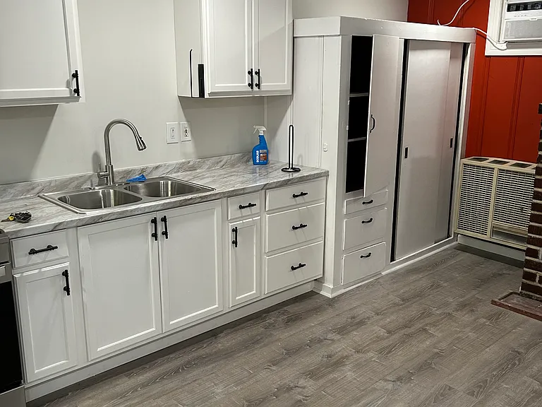 6413 S Van Ness Ave #1/2 — Photo 4