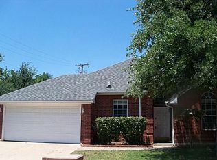 5937 Sagebrush Trl, Arlington, TX 76017