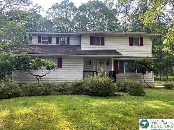 122 Savage Trl, East Stroudsburg, PA 18301