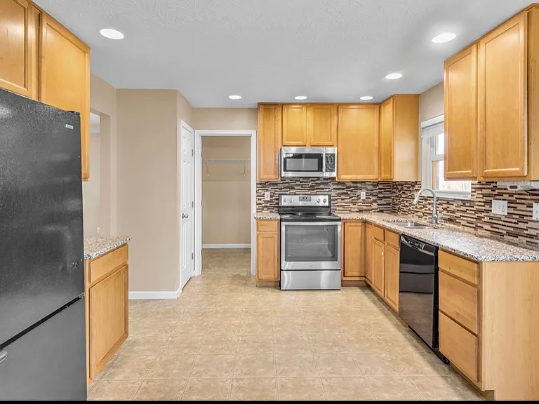 3077 Cypress Hill Dr — Photo 8