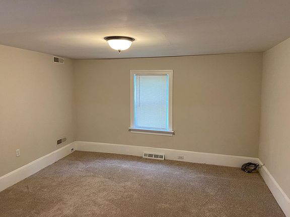 The rest of bedroom #1