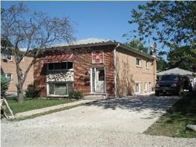 891 S Addison Rd, Addison, IL, 60101
