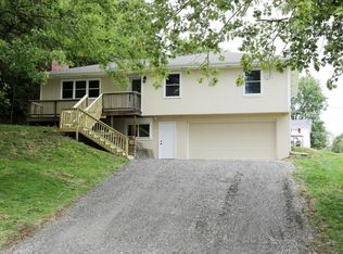 2323 Oak St, Saint Joseph, MO 64503