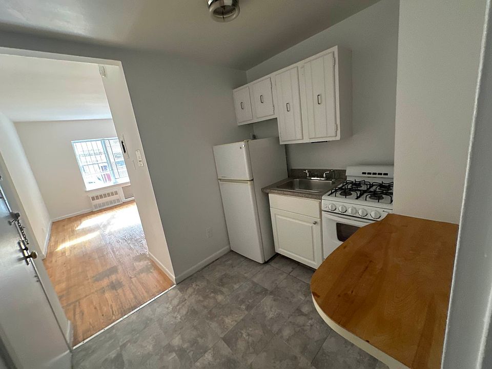 1st image of 421 E 82nd St APT 1D