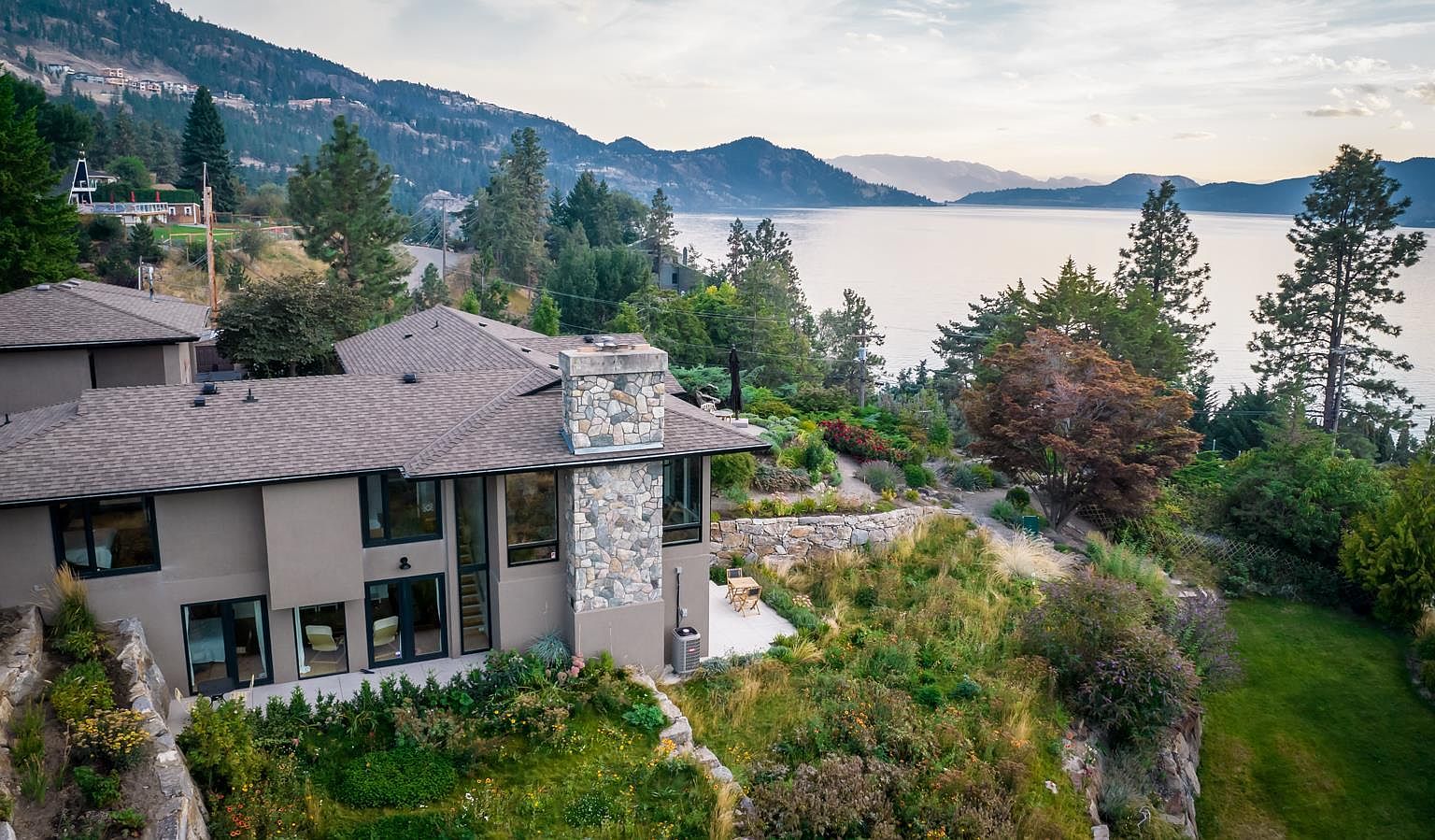 2100 Bennett Rd, Kelowna, BC V1V 2C2 | Zillow