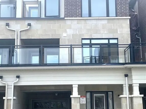 16 Slaney St, Richmond Hill, ON L4S 0K8