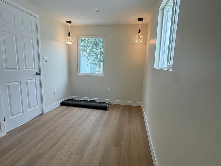 1982 Olive Ave #1/2 — Photo 3