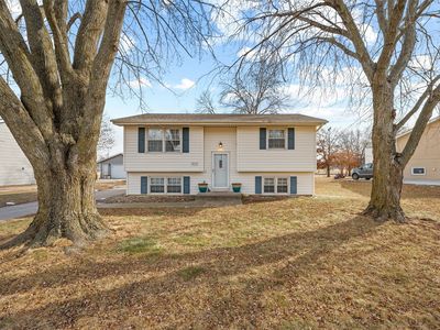 307 10th Ave NW, Altoona, IA, 50009