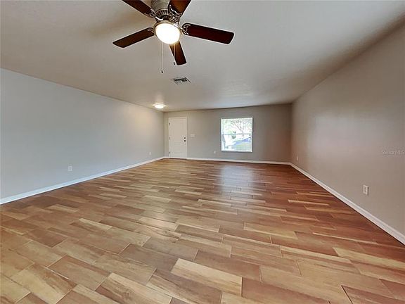 3rd image of 5112 Ballard Crest Ln