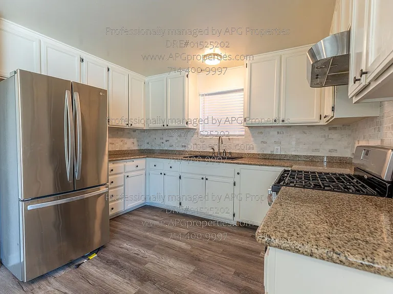 519 N Daisy Ave — Photo 4