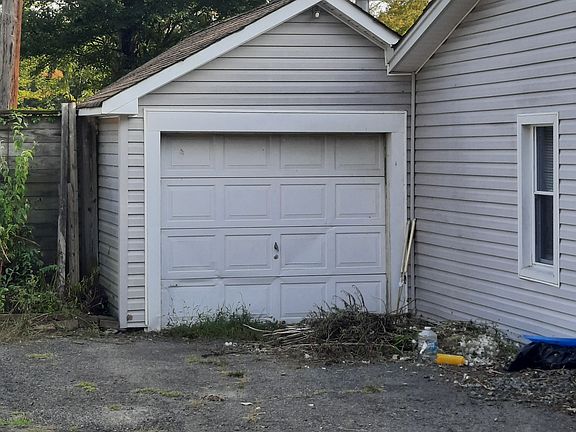 Storage with inside access