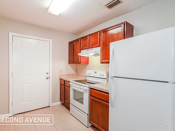 5th image of 9421 Waynesboro Ave