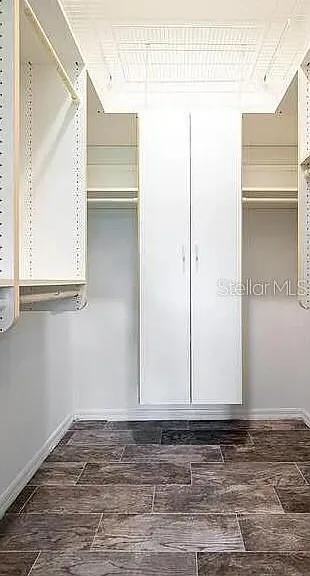 3167 Lake Breeze Cir — Photo 23