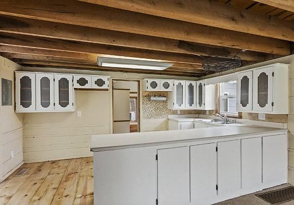 Wet area for Business side