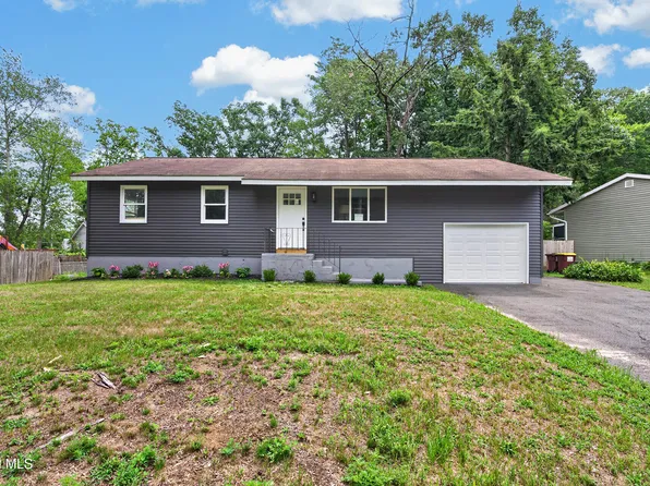 3 Karista Spring Drive, Saratoga Springs, NY 12866