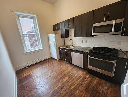 115 N 8th St #9 — Photo 5