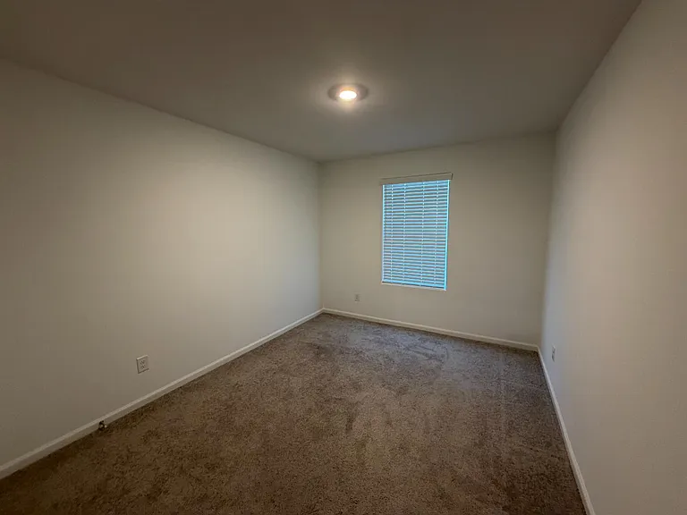 Unit Photo