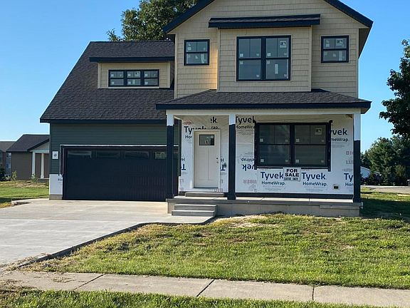 2nd image of 1677 Eagle Crest Dr