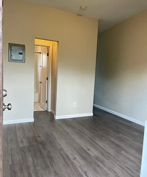 215 River Rock St #6 — Photo 2