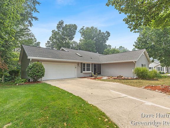 2nd image of 6731 Beechwood Dr