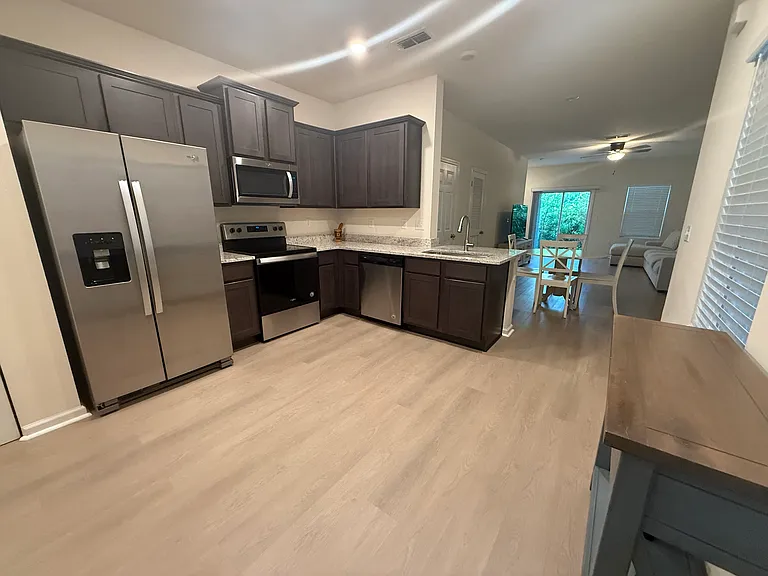 59 Scotch Pebble Dr — Photo 3
