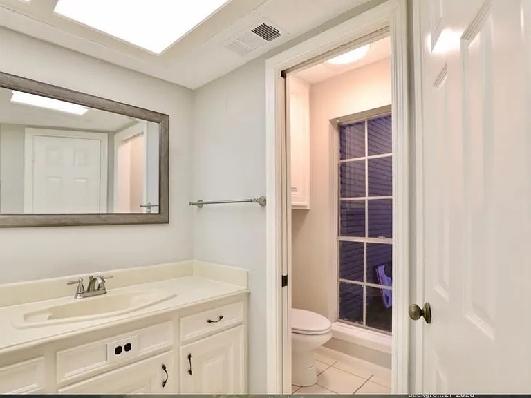 538 Longview Dr — Photo 4