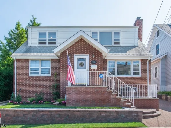 118 Shaw St, Garfield City, NJ 07026