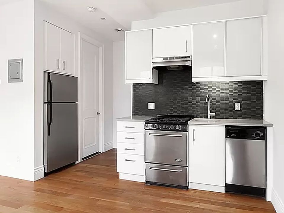 1st image of 320 Cumberland St APT 2A