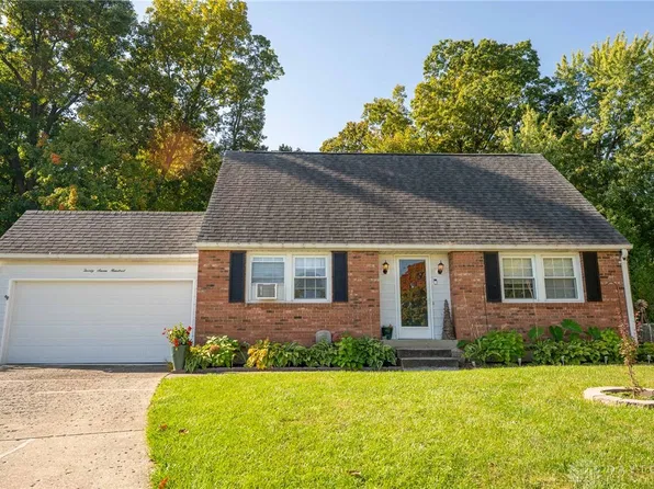 2700 Edna Ln, Springfield, OH 45503