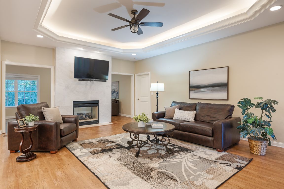 next background image