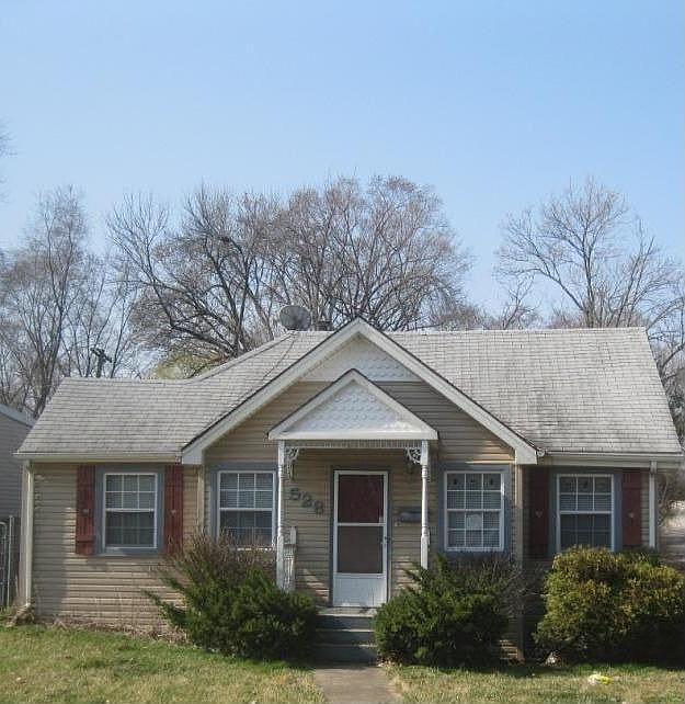 1st image of 528 Arbor Dr