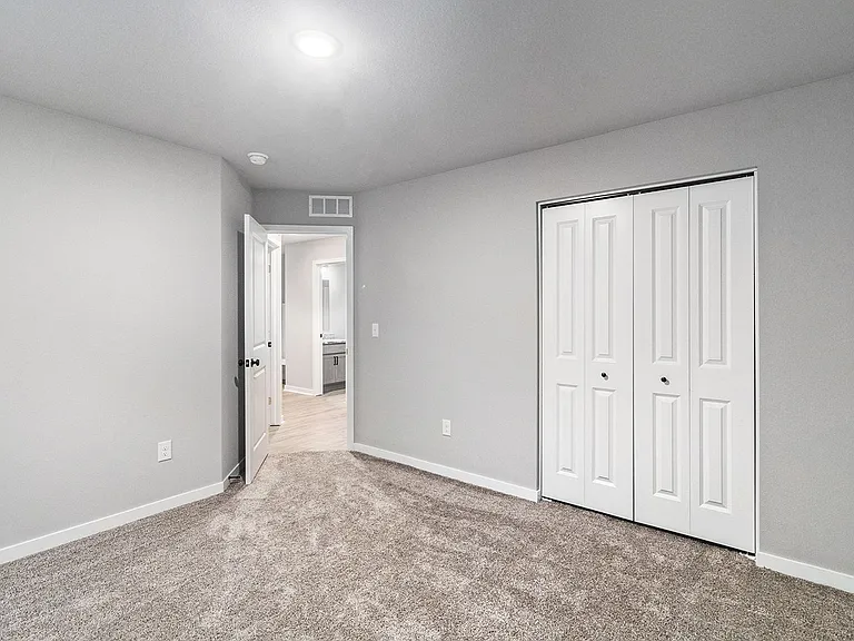 17545 Beechwood Ln — Photo 15