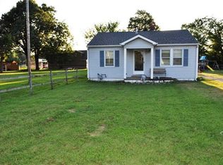 417 Oaks Rd, Paducah, KY 42003