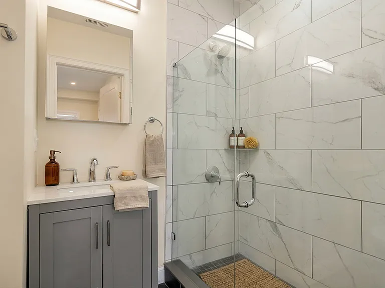 43 Wright Ave #4 — Photo 8