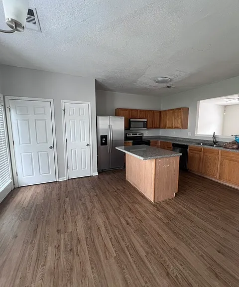 2770 Parkway Cv — Photo 10