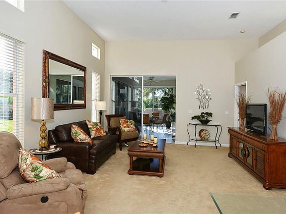 3rd image of 4024 Jardin Ln