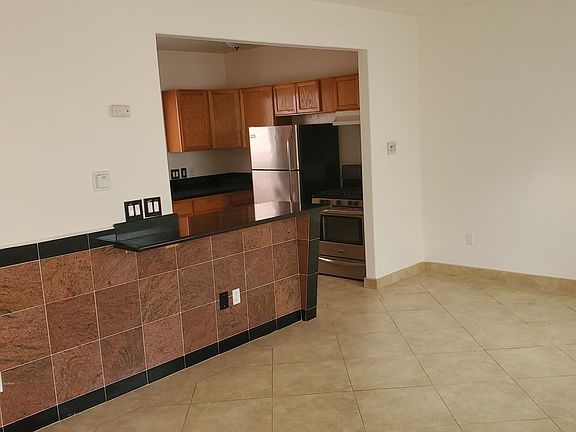2nd image of 626 N Kingsley Dr