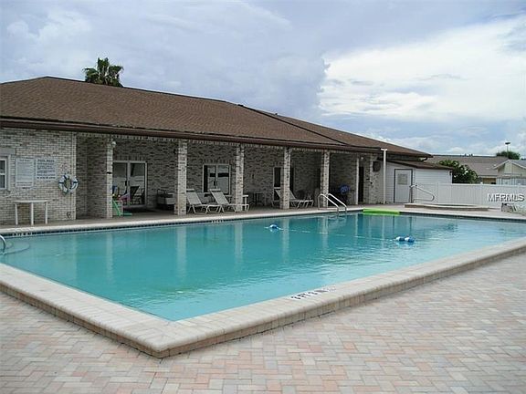 4th image of 127 Begonia Ln #309