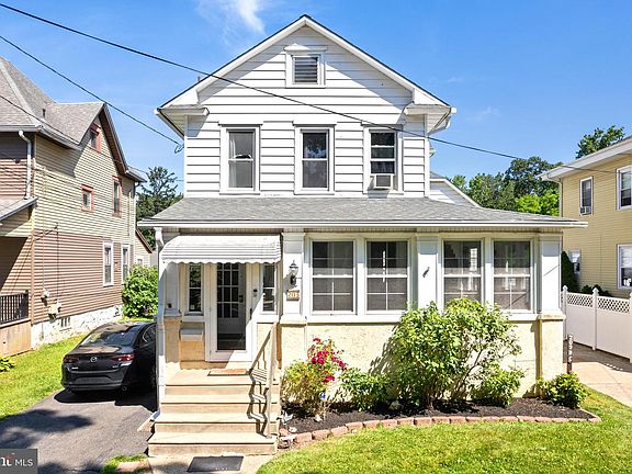 2nd image of 203 Albany Ave