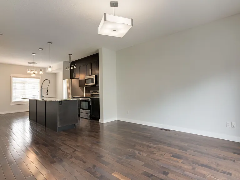 W Skyview Point Pl NE — Photo 14