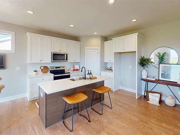 3rd image of 5804 Allerton Dr